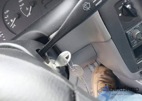 1997 Nissan Sentra Gle/Gxe/Xe z USA, uszkodzony, nr VIN 1N4AB41D6VC761716